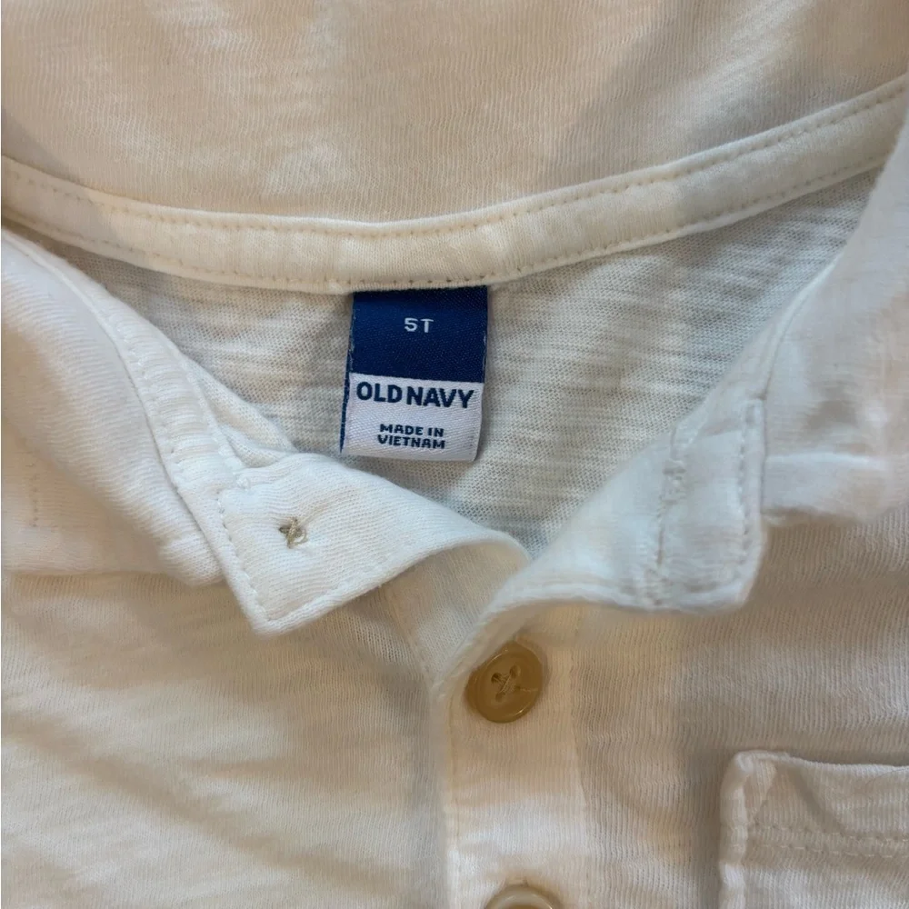 Boys 5T Outfit - Cream Polo and Plaid Shorts Set - Picture 5 of 7